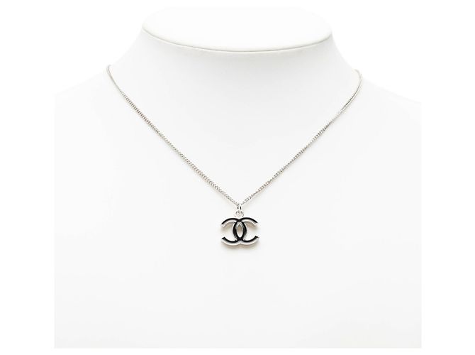 Collana con ciondolo a catena Chanel Coco Mark Nero Argento - vista 7