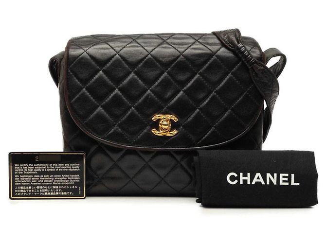 Borsa a tracolla Chanel Matelassé Coco Mark Nero - vista 8