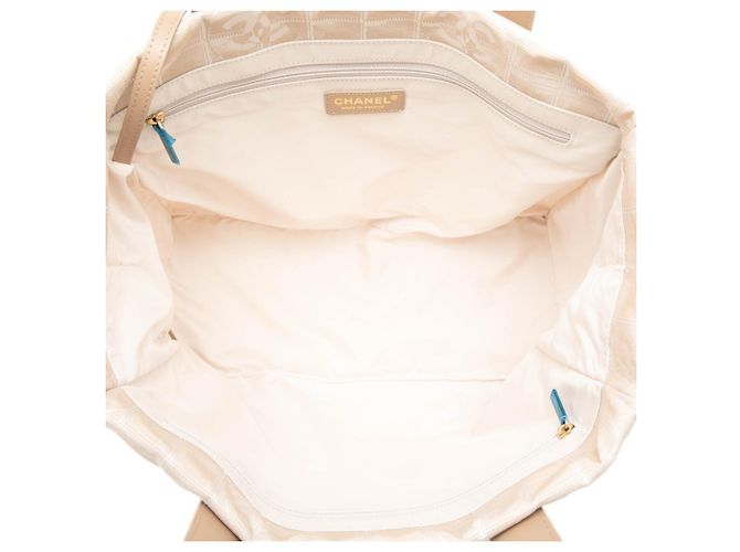 Borsa Tote MM Chanel Coco Mark New Travel Line Beige - vista 4