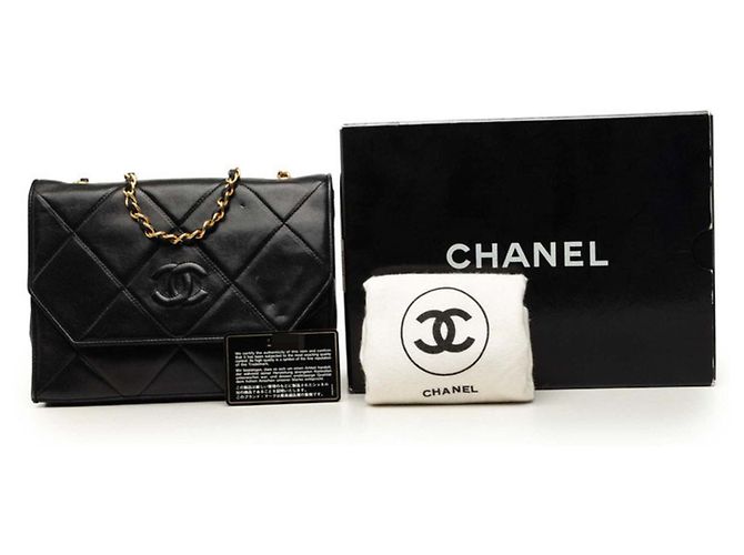 Borsa a tracolla Chanel Matelassé Coco Mark Chain Nero - vista 10
