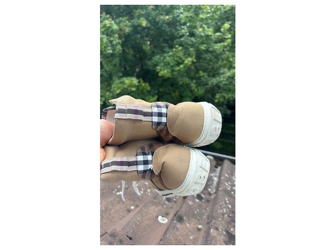 Sneakers alte Burberry Check Marrone Bianco Beige - vista 5