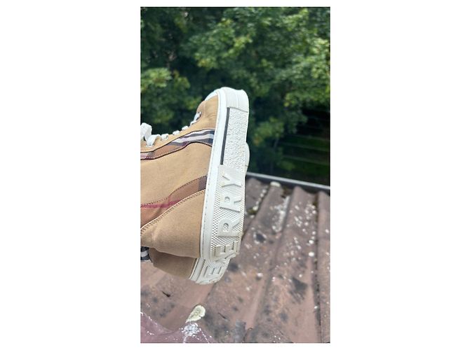 Sneakers alte Burberry Check Marrone Bianco Beige - vista 6
