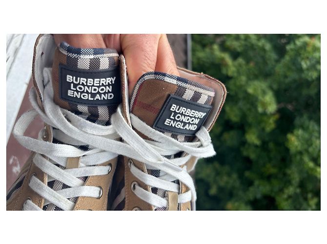 Sneakers alte Burberry Check Marrone Bianco Beige - vista 8