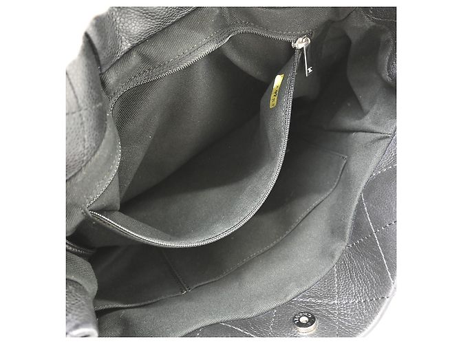 Chanel Ultimate Executive Caviar Medium Negro - vista 3