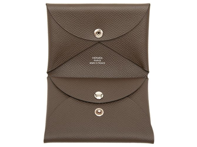 Hermès Monedero Hermes Calvi Duo en piel Epsom Castaño - vista 4