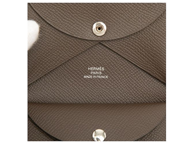 Hermès Monedero Hermes Calvi Duo en piel Epsom Castaño - vista 6