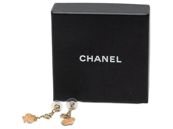 Pendientes de botón Chanel Coco Mark Camellia Gold Dorado - vista 4
