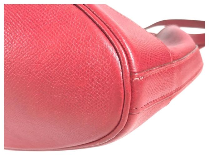 Market Hermès Hermes Vintage Red Courchevel Leather Drawstring Shoulder Bag - view 7