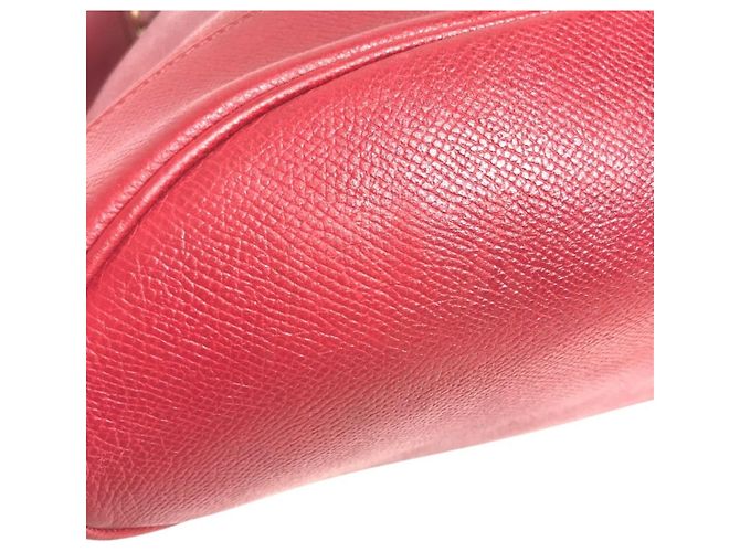 Market Hermès Hermes Vintage Red Courchevel Leather Drawstring Shoulder Bag - view 9