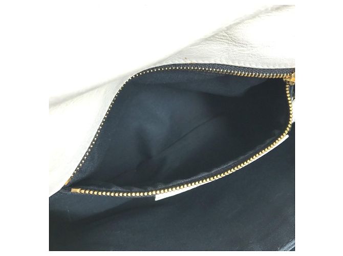 Borsa Balenciaga 327079 Studded Giant Envelope Bag Bianco D'oro - vista 13