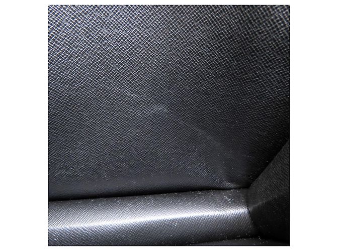 Louis Vuitton Epi Pochette Sellier Dragonne Clutch Bag Nero - vista 11