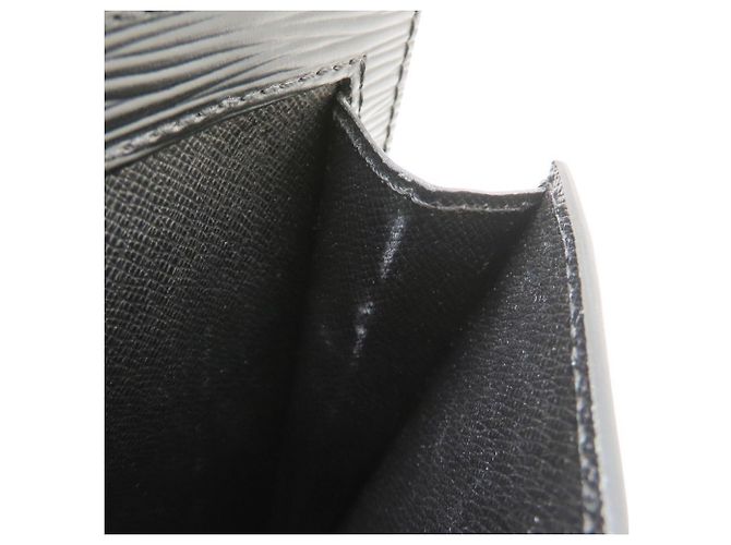 Louis Vuitton Epi Pochette Sellier Dragonne Clutch Bag Nero - vista 17