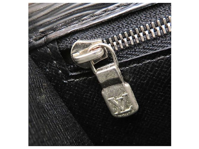 Louis Vuitton Epi Pochette Sellier Dragonne Clutch Bag Nero - vista 8