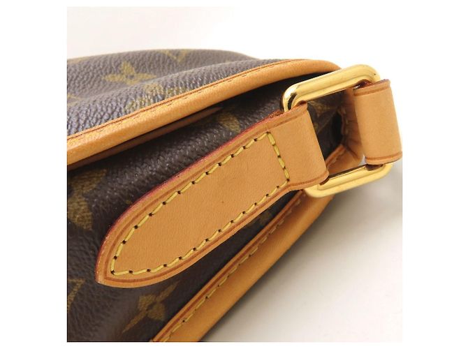 Bolsa de Ombro Louis Vuitton Monogram Menilmontant PM Marrom Monograma - vista 12