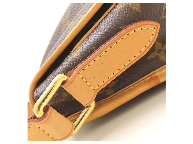 Bolsa de Ombro Louis Vuitton Monogram Menilmontant PM Marrom Monograma - vista 13