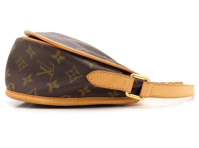 Bolsa de Ombro Louis Vuitton Monogram Menilmontant PM Marrom Monograma - vista 3