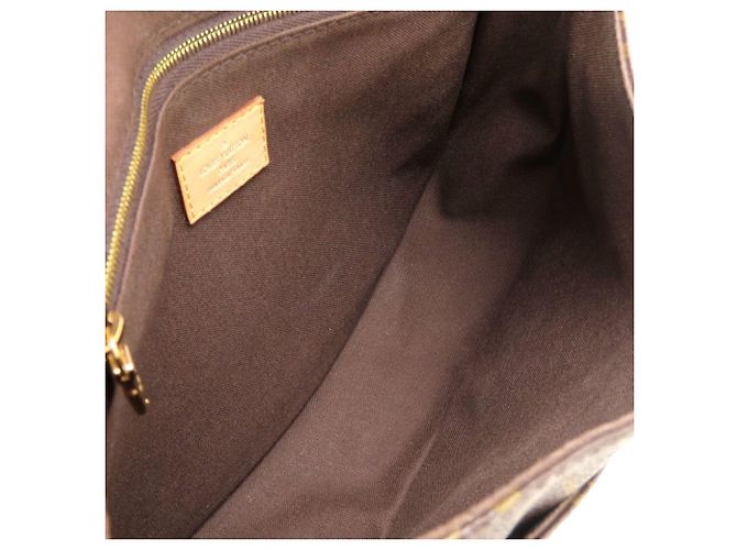 Bolsa de Ombro Louis Vuitton Monogram Menilmontant PM Marrom Monograma - vista 6