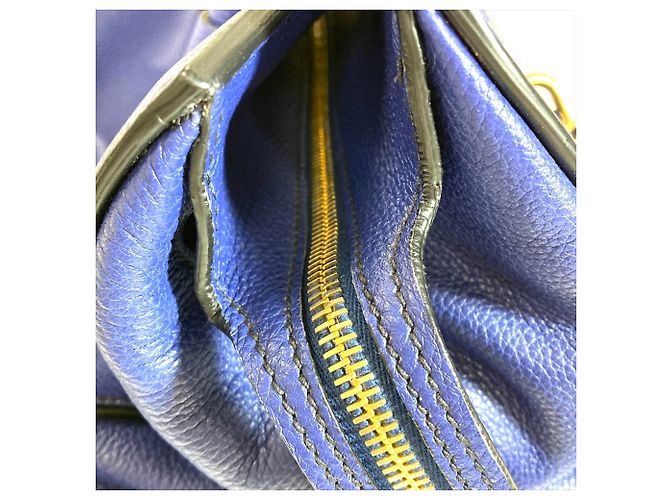 Sac à main 2-Way en cuir bleu Prada - vue 6