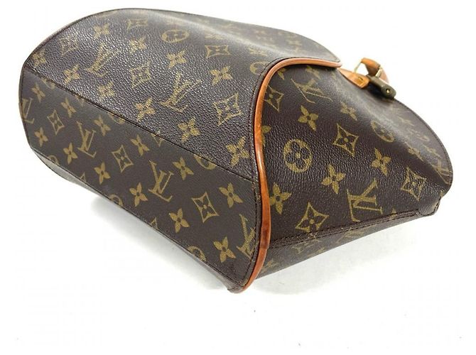 Louis Vuitton Ellipse MM Handbag Brown - view 4