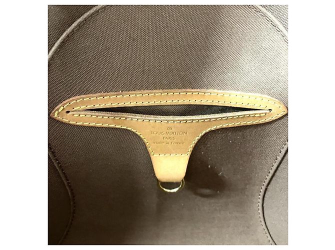 Louis Vuitton Ellipse MM Handbag Brown - view 8