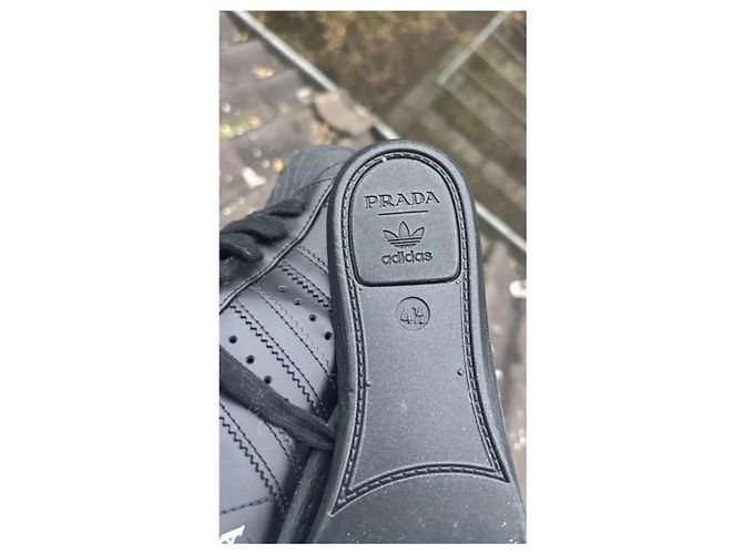 Sneaker in pelle nera di Prada x Adidas Nero - vista 11
