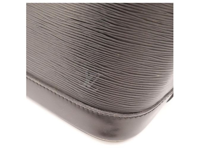 Borsa Louis Vuitton Alma in pelle Epi nera Nero - vista 7
