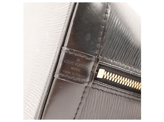 Borsa Louis Vuitton Alma in pelle Epi nera Nero - vista 9