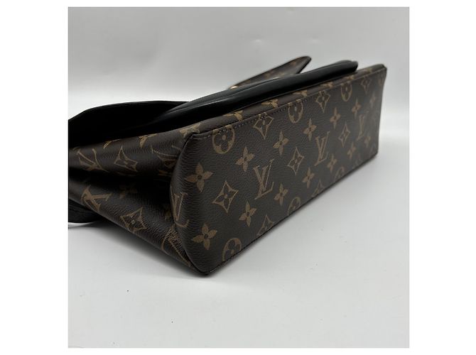 Louis Vuitton Marignan Monogram Canvas with Leather medium Marrone - vista 3