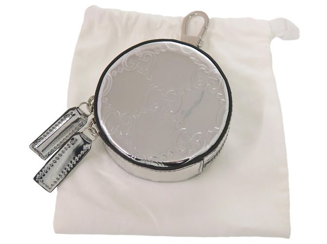 Accessorio Portachiavi Gucci GG Embossed Argento - vista 2