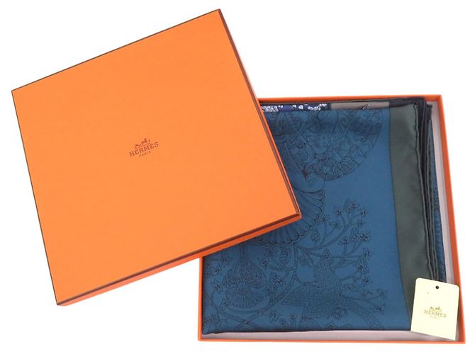 Hermès Foulard Hermes Carre 90 Les Legendes de l’Arbre Blu Multicolore Verde - vista 2