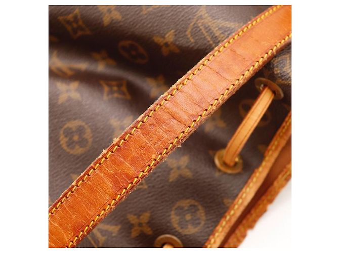Louis Vuitton Monogram Noe Bucket Bag Brown - view 11