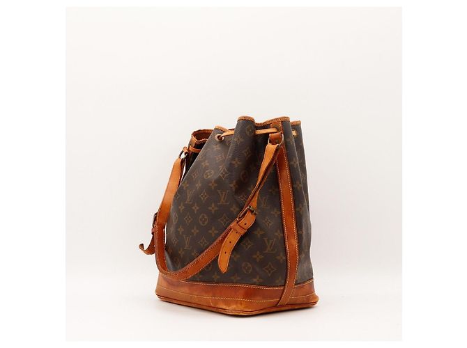 Louis Vuitton Monogram Noe Bucket Bag Brown - view 4