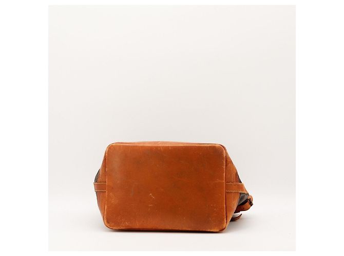 Louis Vuitton Monogram Noe Bucket Bag Brown - view 5