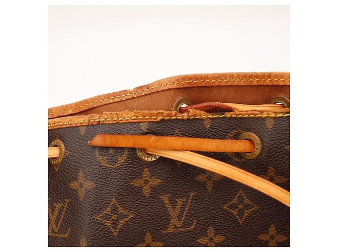 Louis Vuitton Monogram Noe Bucket Bag Brown - view 7