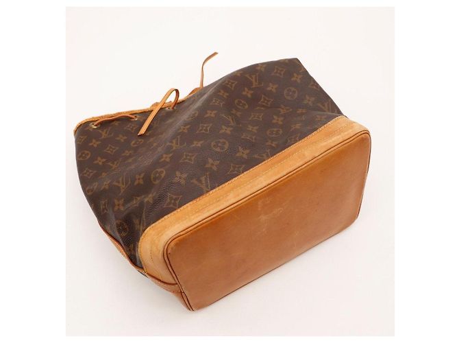 Bolsa Balde Louis Vuitton Monogram Noe Marrom Monograma - vista 6