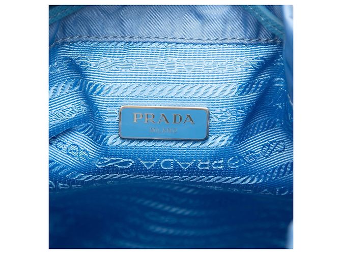 Pouch a mano Prada in Tessuto con placca logo triangolare Blu - vista 5