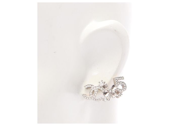 Pendientes Chanel B23P Coco Mark No. 5 Clover Plata - vista 4