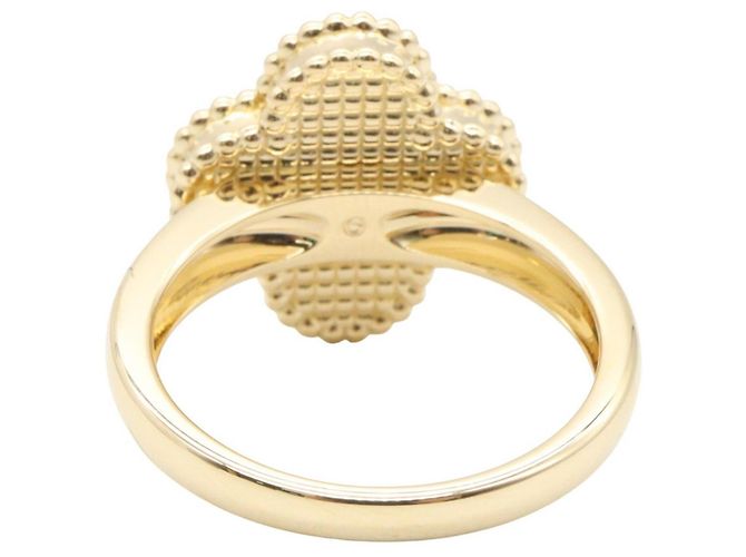 Van Cleef & Arpels Vintage Alhambra Ring aus Perlmutt Weiß Golden - Ansicht 3