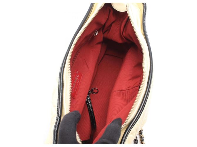 Borsa a tracolla Chanel Gabrielle de Large Hobo Nero Bianco - vista 3