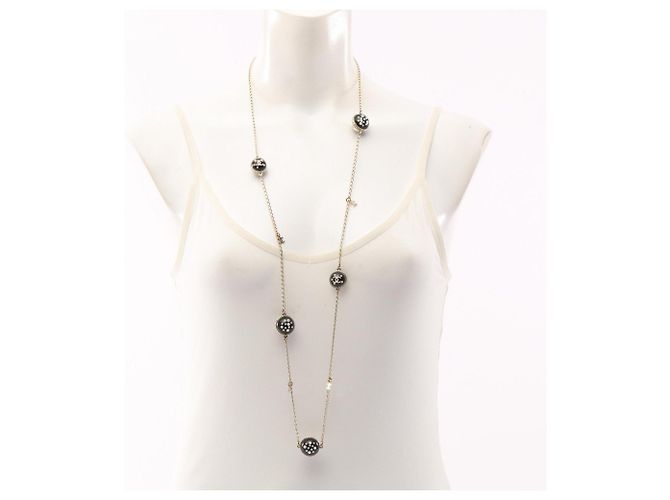 Conjunto de Colar e Brincos Chanel 10C Coco Mark Preto Dourado - vista 4