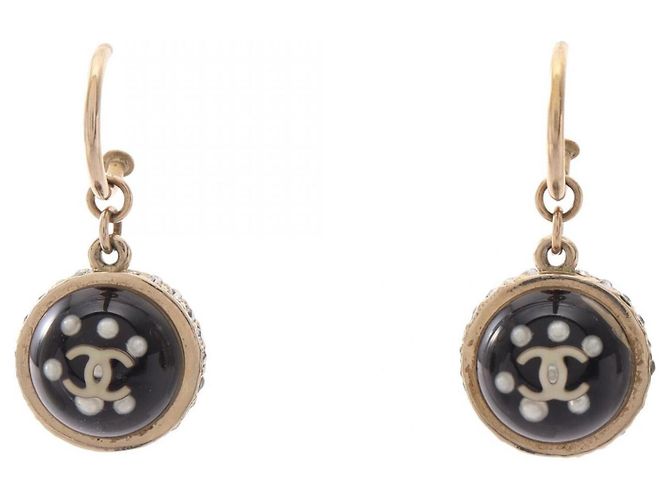 Conjunto de Colar e Brincos Chanel 10C Coco Mark Preto Dourado - vista 5