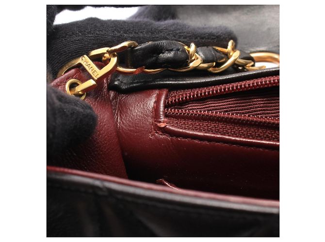 Borsa a tracolla Chanel Matelassé Diana Flap Nero - vista 6