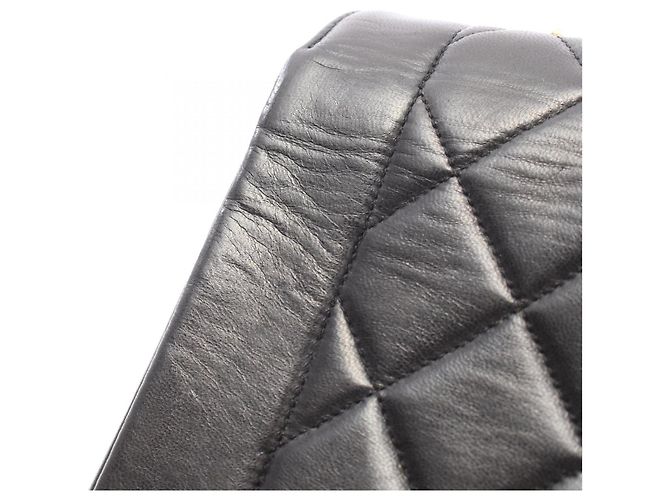 Borsa a tracolla Chanel Matelassé Diana Flap Nero - vista 15