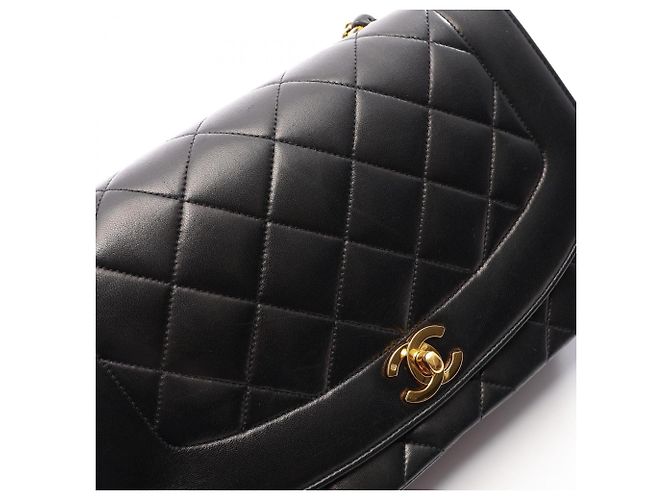 Borsa a tracolla Chanel Matelassé Diana Flap Nero - vista 10