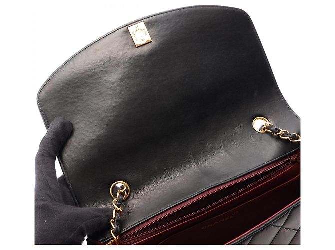Borsa a tracolla Chanel Matelassé Diana Flap Nero - vista 7
