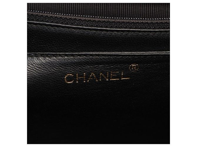 Borsa Chanel Matelassé in pelle di vitello granulata nera Nero - vista 4
