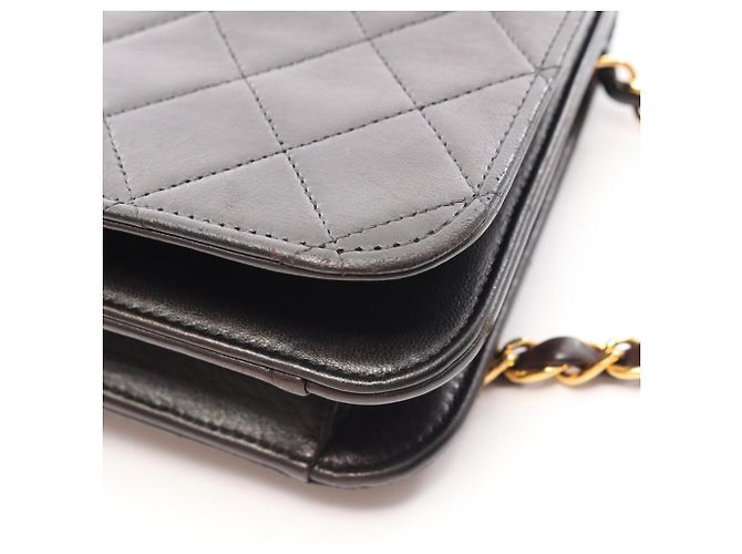 Borsa a tracolla Chanel Matelassé Full Flap Nero - vista 9