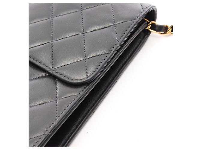 Timeless Bolso de hombro Chanel Matelassé Push-Lock Negro - vista 9