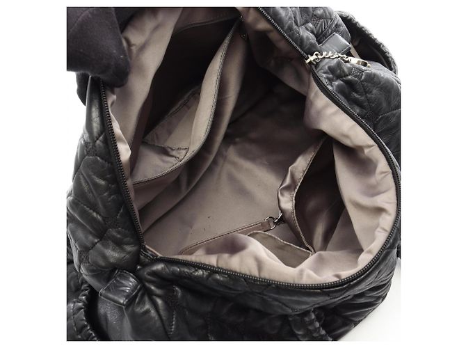 Borsa a mano Chanel Matelassé Boston Bag Nero - vista 3