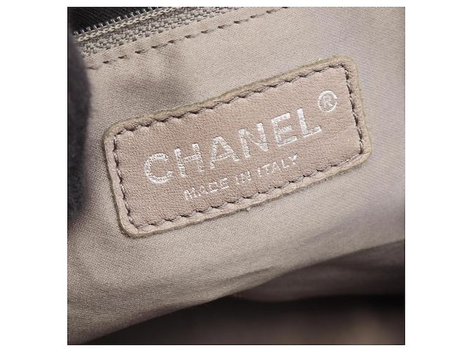 Borsa a mano Chanel Matelassé Boston Bag Nero - vista 4